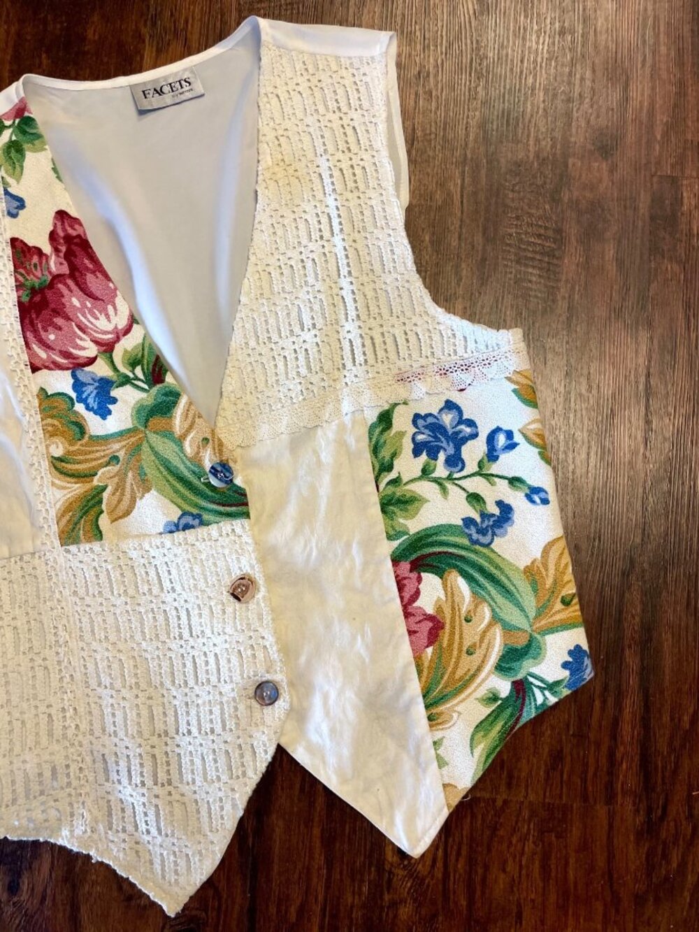 Vintage 1990s Facets Patchwork Crochet + Floral Tapestry Vest Womens Size 1X - Picture 4 of 13